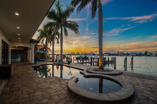 605 55TH AVENUE, St Pete Beach, FL 33706