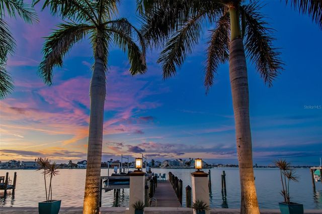 605 55TH AVENUE, St Pete Beach, FL 33706