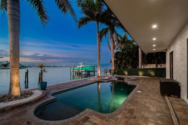 605 55TH AVENUE, St Pete Beach, FL 33706