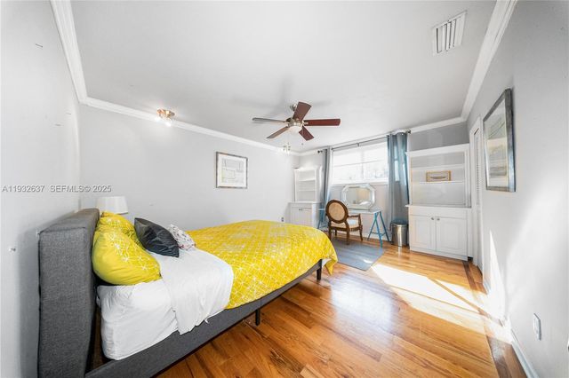 10900 SW 90th Ave, Miami, FL 33176