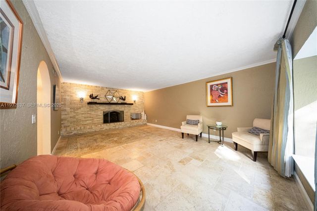 10900 SW 90th Ave, Miami, FL 33176