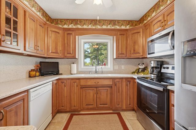 8131 N 200 E Road, Decatur, IN 46733