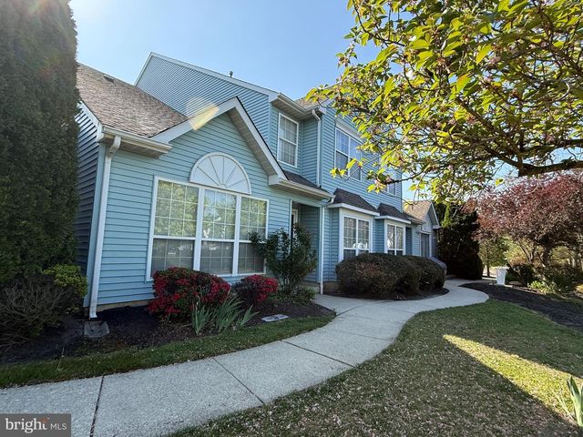 10 HARVEST DR, West Deptford, NJ 08086