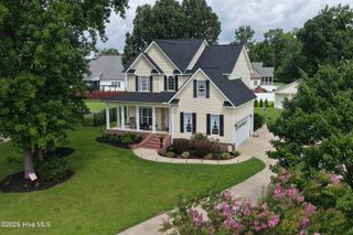 3812 Forsyth Park Court, Winterville, NC 28590