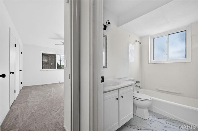 7923 Royal Arms Court 2, St Louis, MO 63123