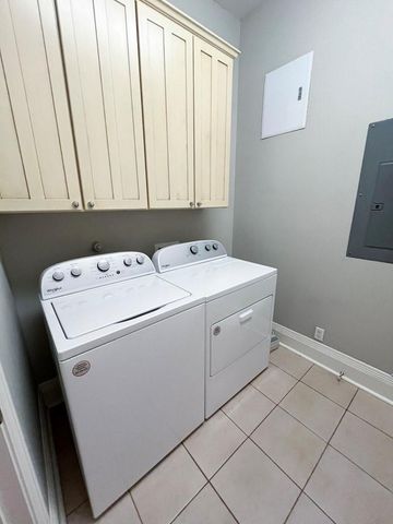 2207 Postoffice Street 208, Galveston, TX 77550