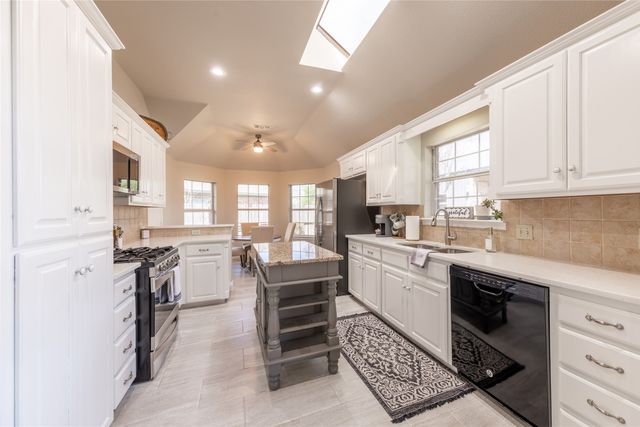 801 Dickerson Circle, Celina, TX 75009