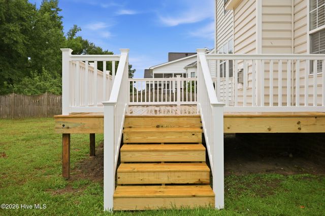 3717 Ashcroft Drive, Winterville, NC 28590