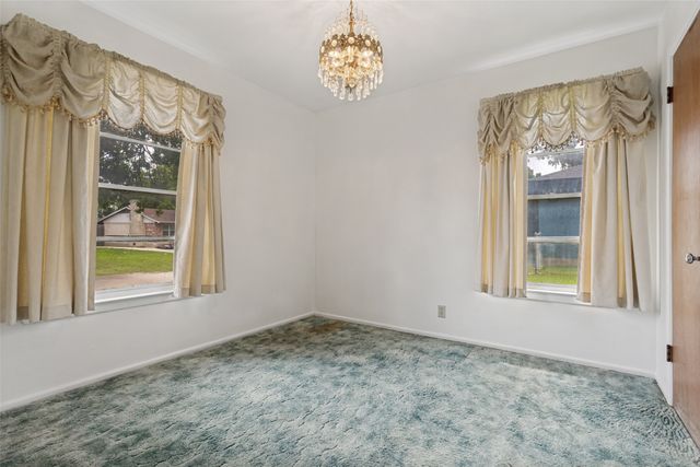 422 W Daugherty Drive, Garland, TX 75041
