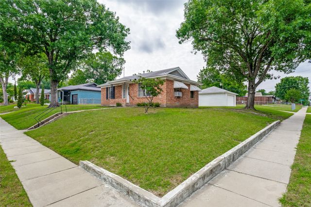 422 W Daugherty Drive, Garland, TX 75041