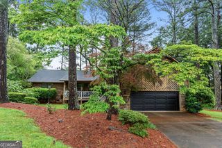 490 Hunters Glen Court, Lawrenceville, GA 30044