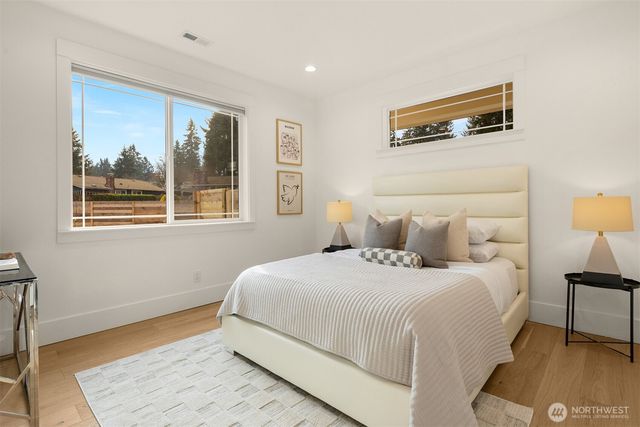 33214 33rd Avenue SW, Federal Way, WA 98023