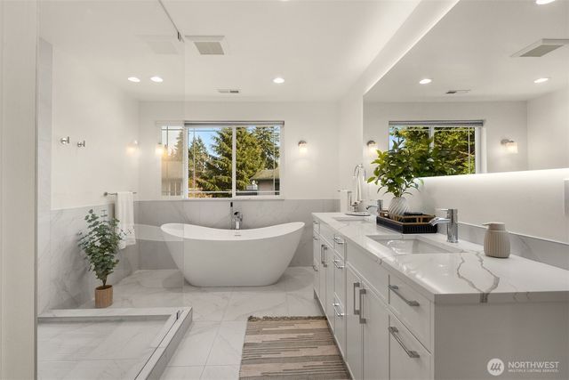 33214 33rd Avenue SW, Federal Way, WA 98023