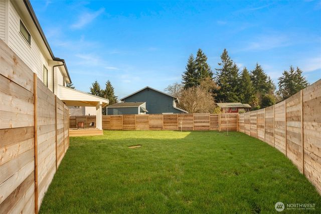 33214 33rd Avenue SW, Federal Way, WA 98023