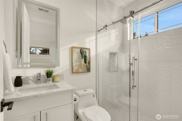 33214 33rd Avenue SW, Federal Way, WA 98023