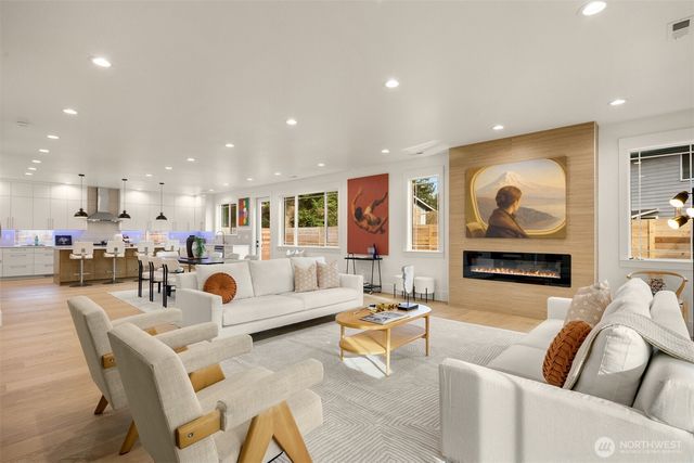 33214 33rd Avenue SW, Federal Way, WA 98023