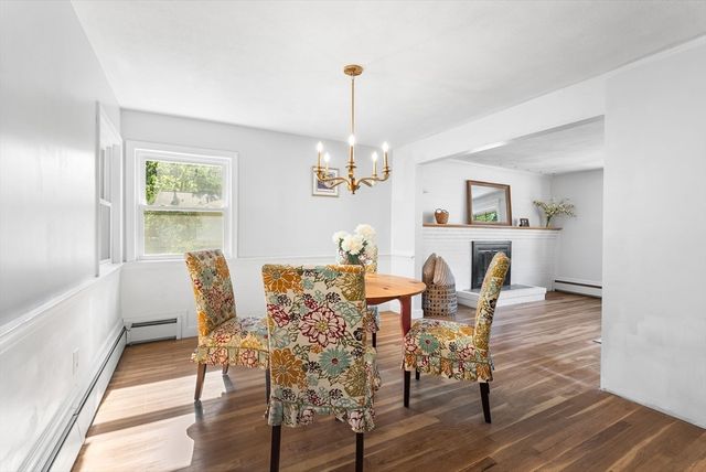 29 Devon Rd, Norwood, MA 02062