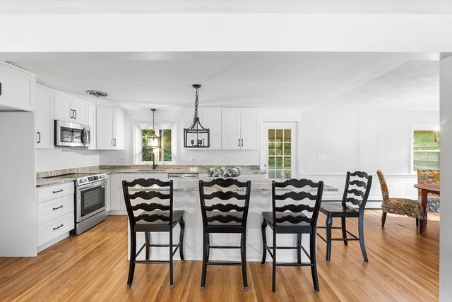 29 Devon Rd, Norwood, MA 02062