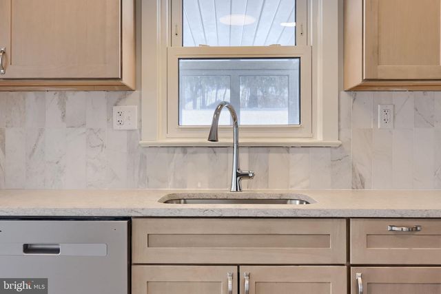 29 MERRIN RD, York, PA 17402