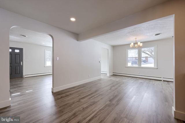 29 MERRIN RD, York, PA 17402