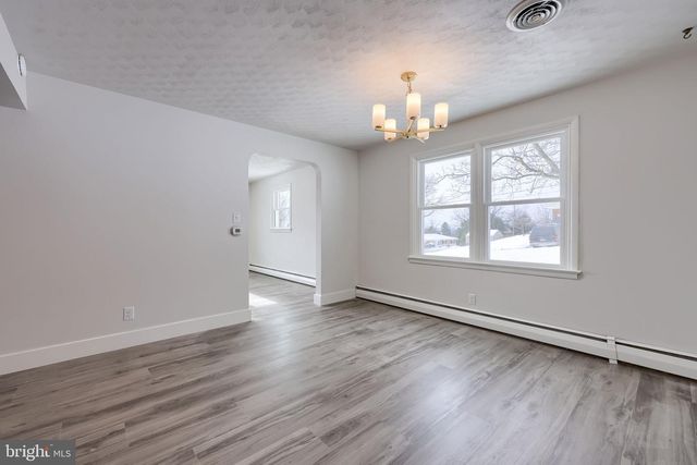 29 MERRIN RD, York, PA 17402