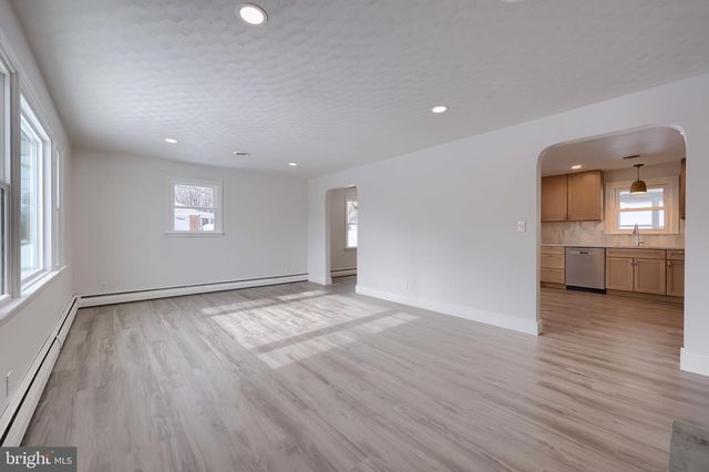 29 MERRIN RD, York, PA 17402