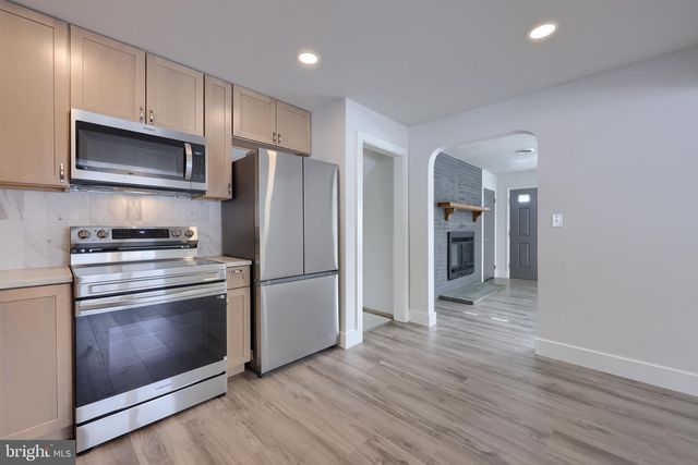 29 MERRIN RD, York, PA 17402