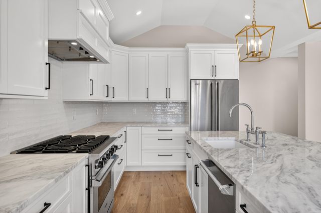 146 Scudder Road, Osterville, MA 02655