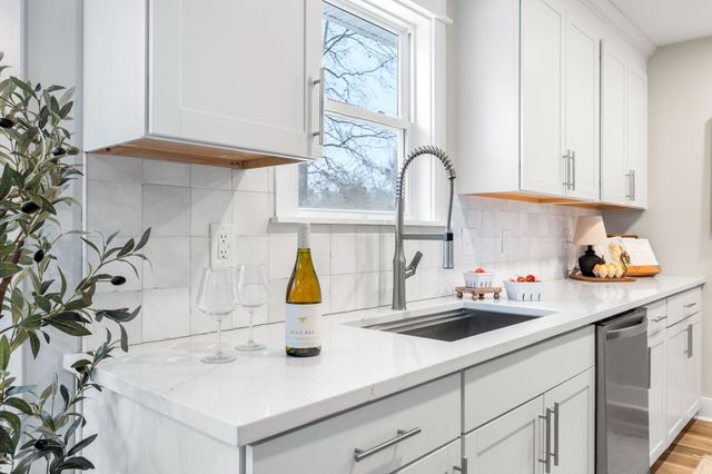 106 Glebe Road, Summerville, SC 29485