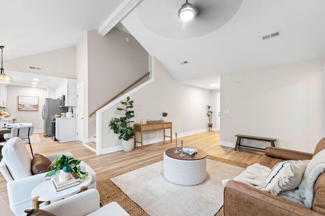 106 Glebe Road, Summerville, SC 29485