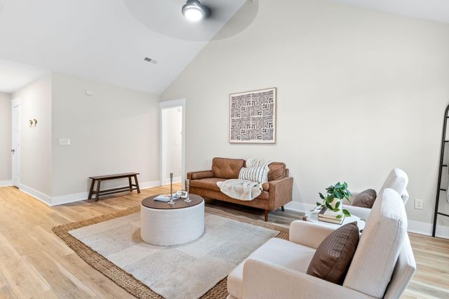 106 Glebe Road, Summerville, SC 29485