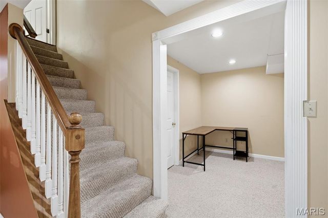 305 Oak Top Court, Ballwin, MO 63021
