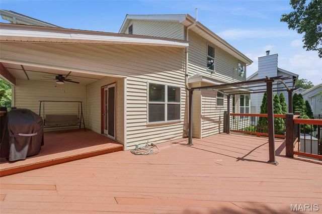 305 Oak Top Court, Ballwin, MO 63021