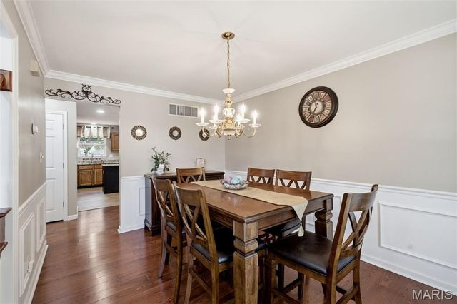 305 Oak Top Court, Ballwin, MO 63021