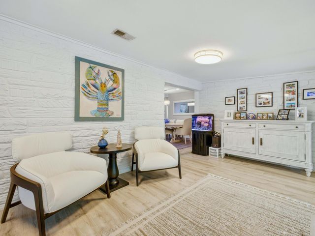 2020 NE 26th Street, Lighthouse Point, FL 33064