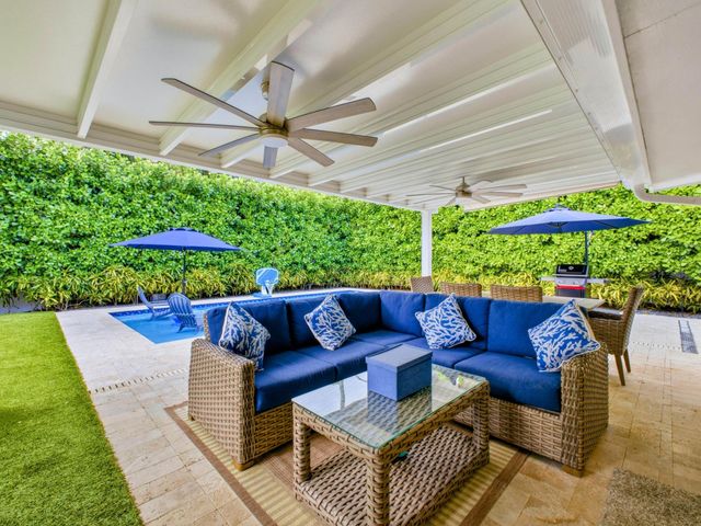 2020 NE 26th Street, Lighthouse Point, FL 33064