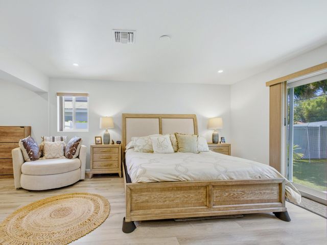 2020 NE 26th Street, Lighthouse Point, FL 33064
