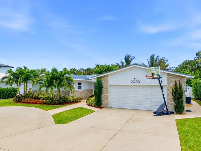 2020 NE 26th Street, Lighthouse Point, FL 33064