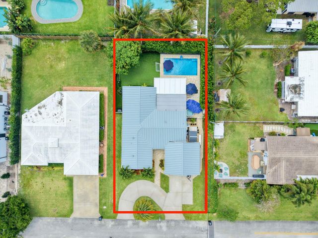 2020 NE 26th Street, Lighthouse Point, FL 33064
