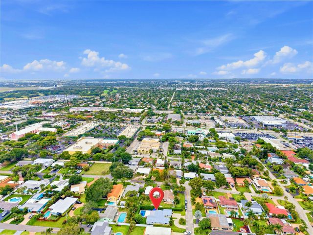 2020 NE 26th Street, Lighthouse Point, FL 33064