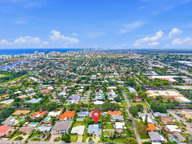 2020 NE 26th Street, Lighthouse Point, FL 33064