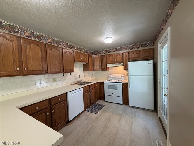 600 Schultz Street A & B, Parkersburg, WV 26101