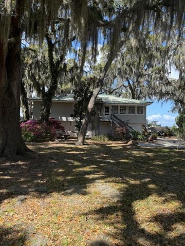 1014 NE Sea Way, Townsend, GA 31331