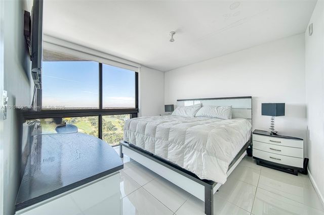 5252 NW 85th Ave 1910, Doral, FL 33166