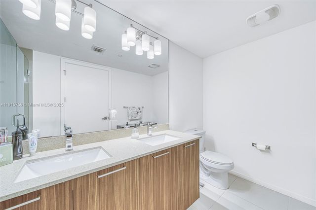 5252 NW 85th Ave 1910, Doral, FL 33166