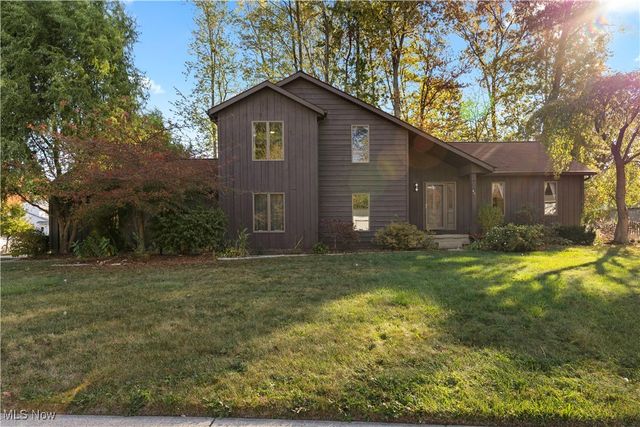 408 Loyola Drive, Elyria, OH 44035