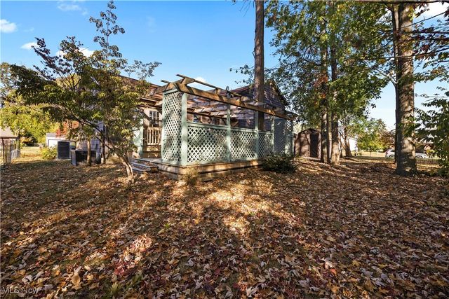 408 Loyola Drive, Elyria, OH 44035