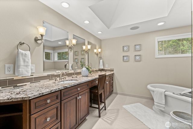 19807 98th Avenue SE, Snohomish, WA 98296