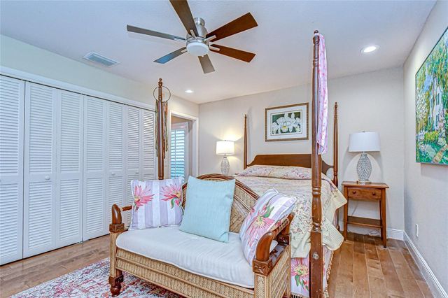 10901 JUNIPERUS PLACE, Tampa, FL 33618