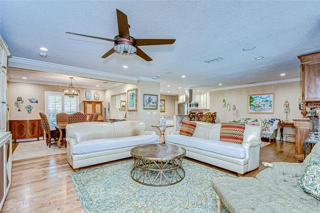 10901 JUNIPERUS PLACE, Tampa, FL 33618